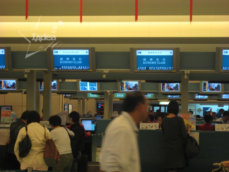 400+ Digital Signage Systems by IAdea Streamline Operation at Taiwan International Airport